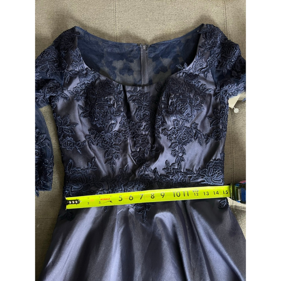 LA FEMME EVENING Navy 27988 Evening Gown SZ 8 - Picture 9 of 10